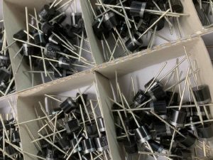 photo_5886735348048970759_x